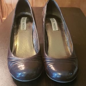 Patent leather brown heels